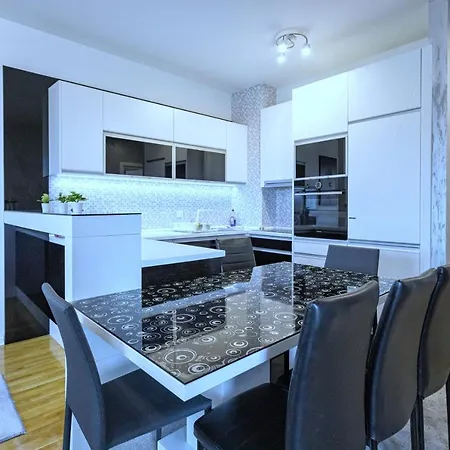 Pleasure Lux1 Appartement *